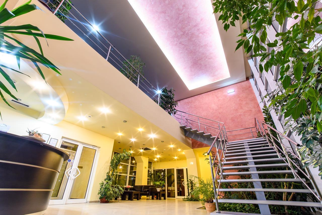 Hotel Torontal Timişoara Exterior foto